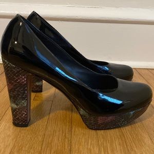 Donald J Pliner Platform Heels